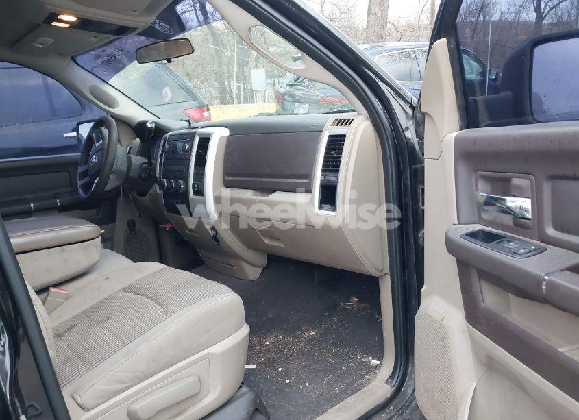 Photo 5 of 2009 Dodge Ram 1500 SLT/SPORT/TRX (VIN 1D3HV18T19S725043)