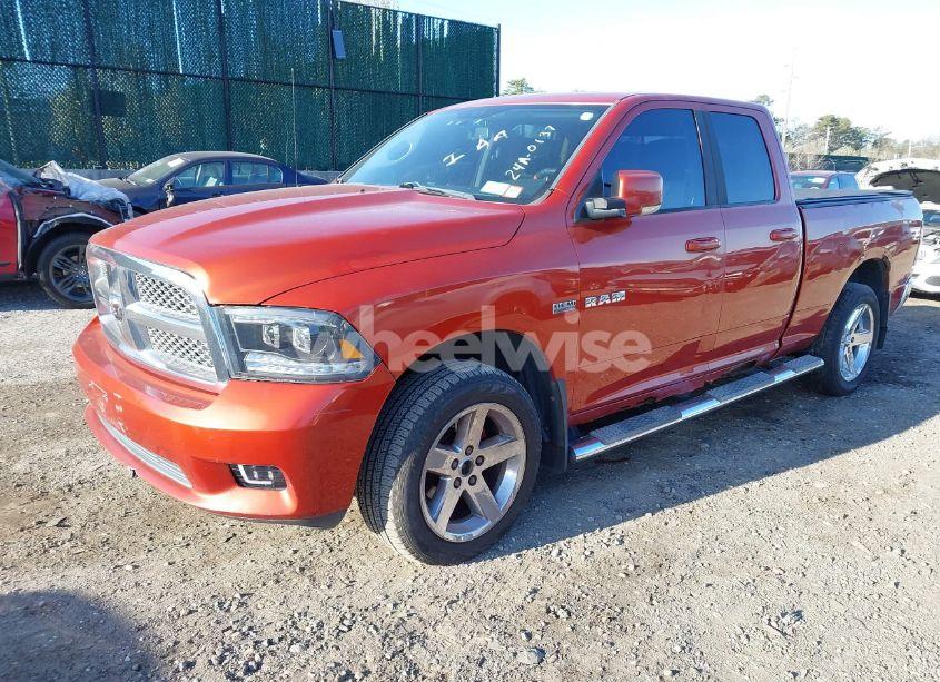 Photo 2 of 2009 Dodge Ram 1500 SLT/SPORT/TRX (VIN 1D3HV18T39S731832)