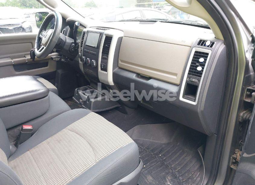 Photo 5 of 2009 Dodge Ram 1500 SLT/SPORT/TRX (VIN 1D3HV18T69S800254)