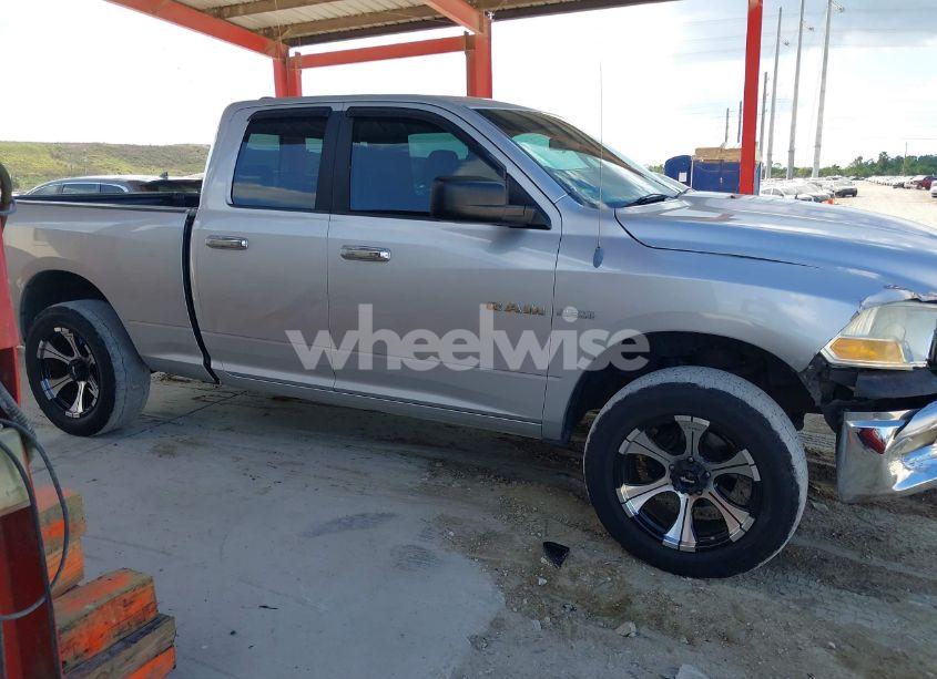 Photo 13 of 2009 Dodge Ram 1500 SLT/SPORT/TRX (VIN 1D3HV18T89S810106)