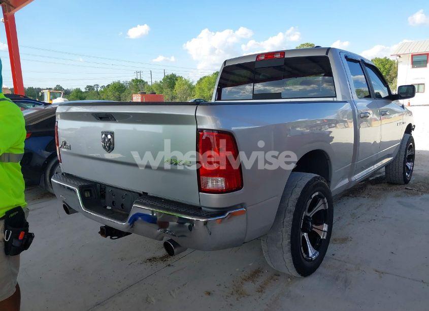 Photo 4 of 2009 Dodge Ram 1500 SLT/SPORT/TRX (VIN 1D3HV18T89S810106)