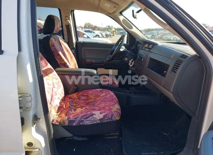 Photo 5 of 2009 Dodge Dakota BIGHORN/LONESTAR (VIN 1D3HW38K49S783518)