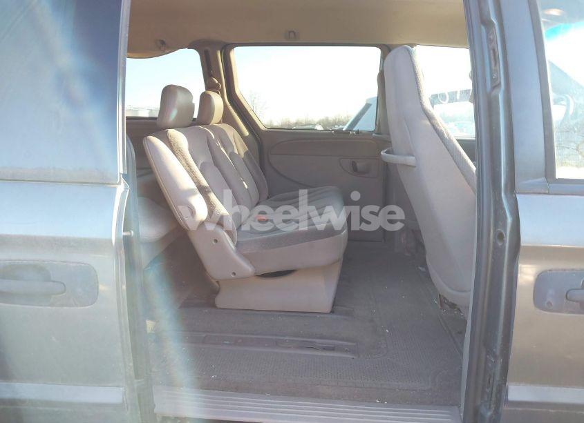 Photo 8 of 2003 Dodge Grand CARAVAN SE (VIN 1D4GP24313B150883)