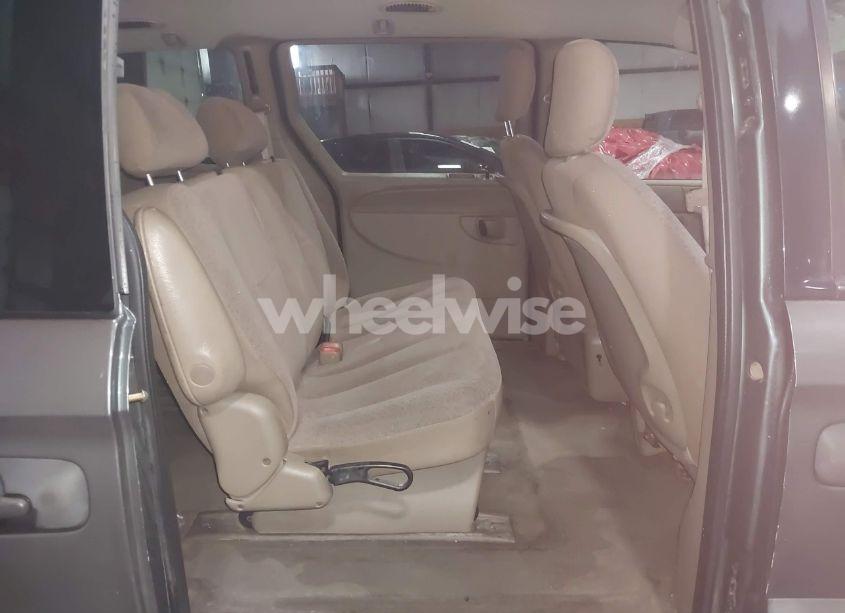 Photo 8 of 2003 Dodge Grand CARAVAN SE (VIN 1D4GP24373B209029)