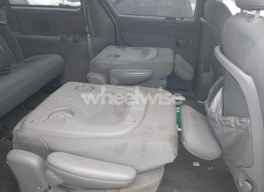 Photo 8 of 2005 Dodge Grand CARAVAN (VIN 1D4GP24R05B194428)
