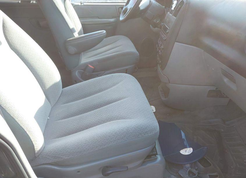 Photo 5 of 2005 Dodge Grand CARAVAN SE (VIN 1D4GP24R05B377263)