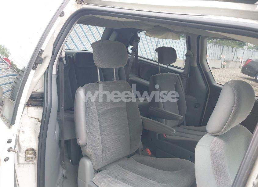 Photo 8 of 2005 Dodge Grand CARAVAN SE (VIN 1D4GP24R15B380317)