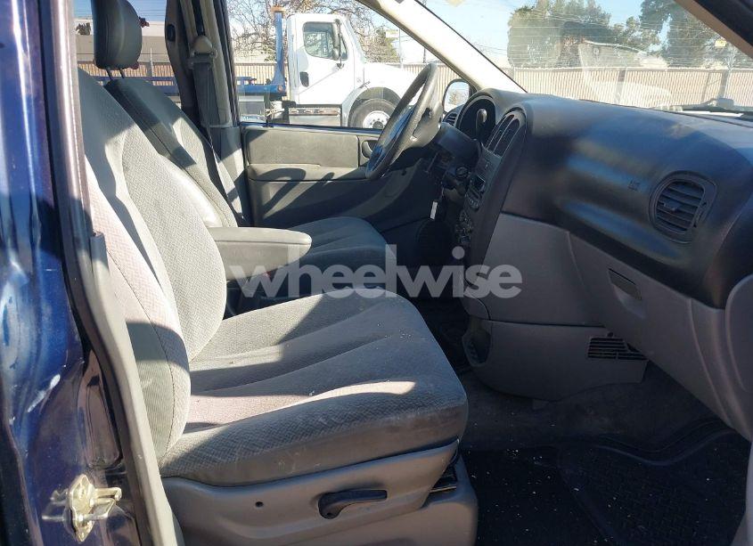 Photo 5 of 2005 Dodge Grand CARAVAN SE (VIN 1D4GP24R25B246870)