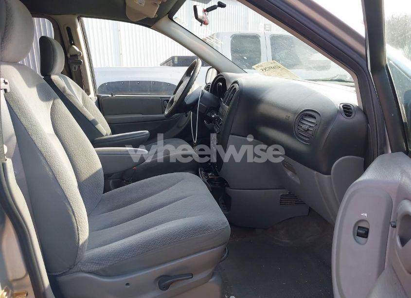 Photo 5 of 2005 Dodge Grand CARAVAN SE (VIN 1D4GP24R25B318344)