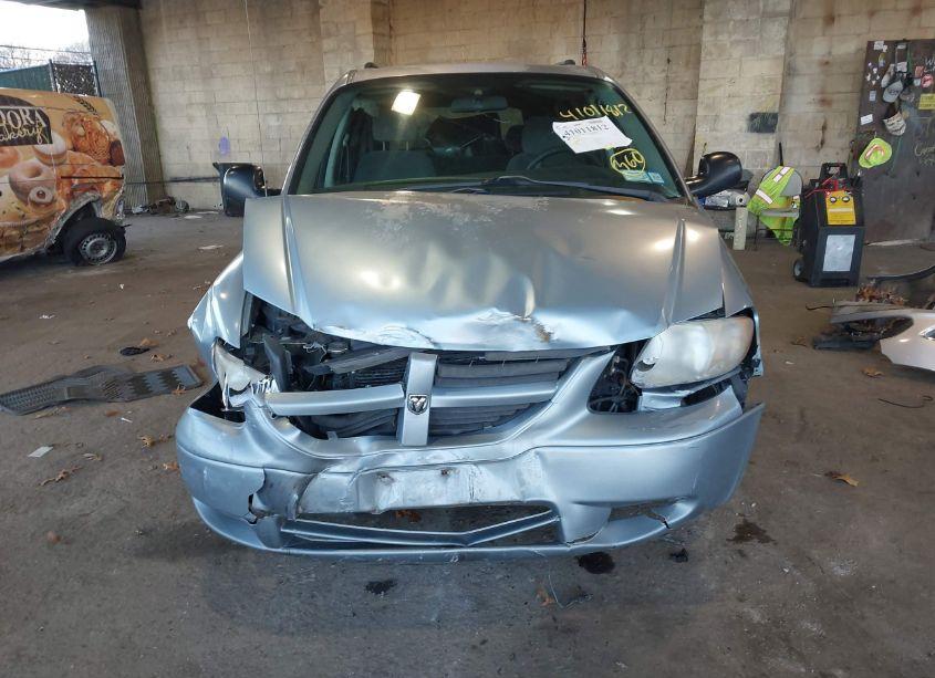 Photo 12 of 2005 Dodge Grand CARAVAN SE (VIN 1D4GP24R25B396381)