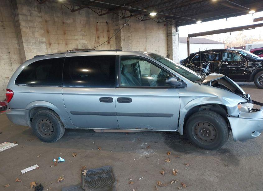 Photo 13 of 2005 Dodge Grand CARAVAN SE (VIN 1D4GP24R25B396381)