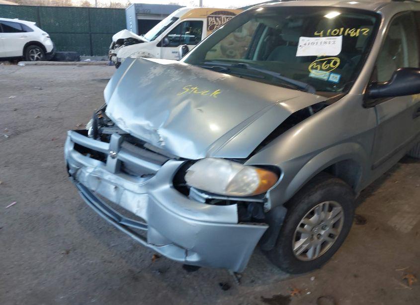 Photo 6 of 2005 Dodge Grand CARAVAN SE (VIN 1D4GP24R25B396381)