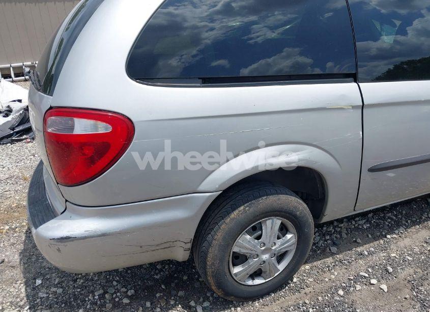 Photo 13 of 2004 Dodge Grand CARAVAN SE (VIN 1D4GP24R34B516803)