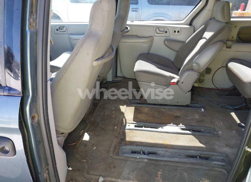 Photo 8 of 2005 Dodge Grand CARAVAN SE (VIN 1D4GP24R35B190809)
