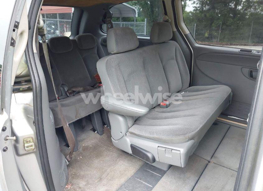 Photo 8 of 2005 Dodge Grand CARAVAN SE (VIN 1D4GP24R35B323505)