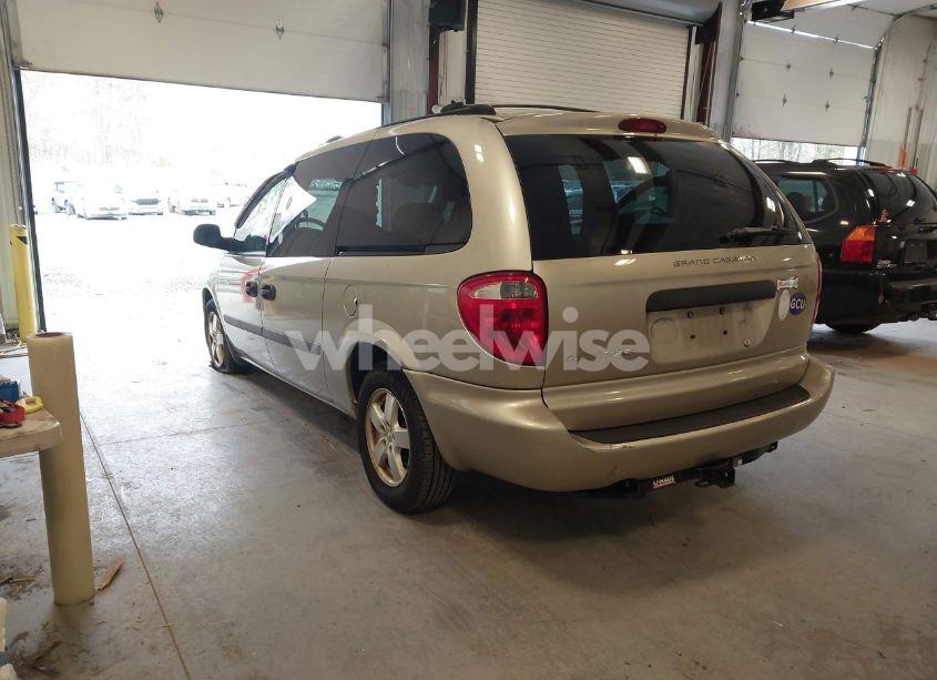 Photo 3 of 2005 Dodge Grand CARAVAN SE (VIN 1D4GP24R35B331703)