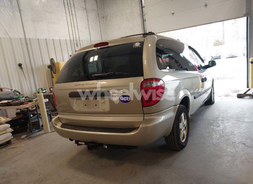 Photo 4 of 2005 Dodge Grand CARAVAN SE (VIN 1D4GP24R35B331703)