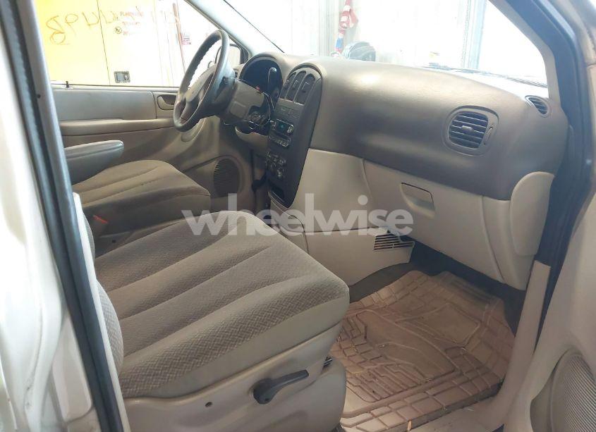 Photo 5 of 2005 Dodge Grand CARAVAN SE (VIN 1D4GP24R35B331703)