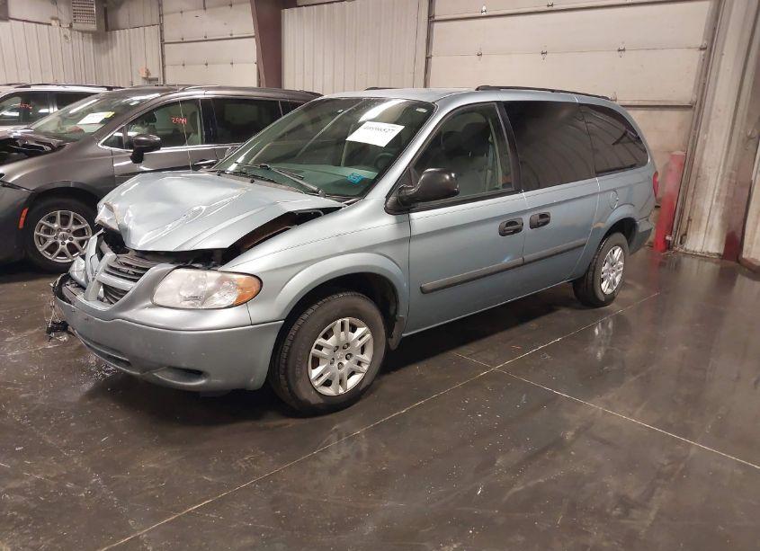 Photo 2 of 2005 Dodge Grand CARAVAN SE (VIN 1D4GP24R45B213160)