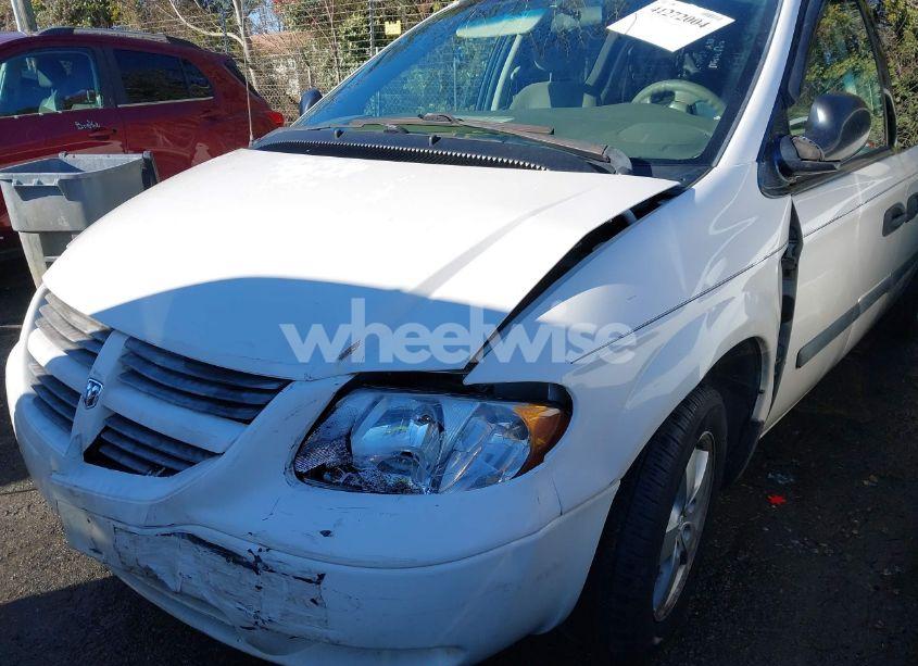 Photo 6 of 2005 Dodge Grand CARAVAN SE (VIN 1D4GP24R85B421039)