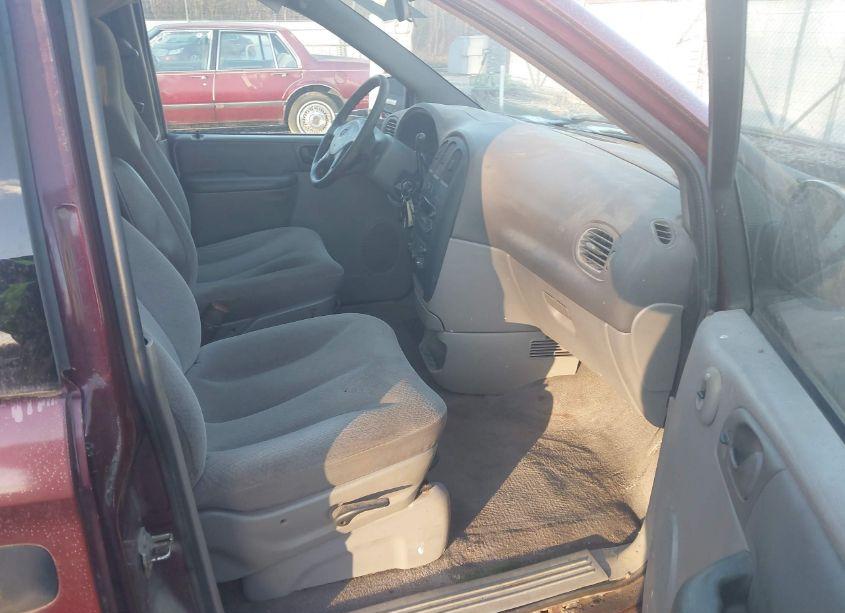 Photo 4 of 2003 Dodge Caravan SE (VIN 1D4GP25303B167124)