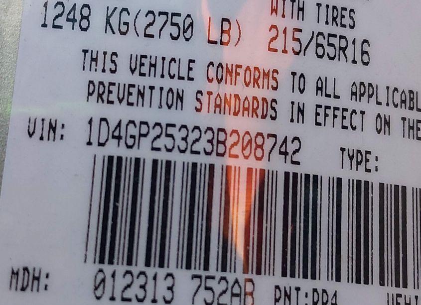 Photo 9 of 2003 Dodge Caravan SE (VIN 1D4GP25323B208742)