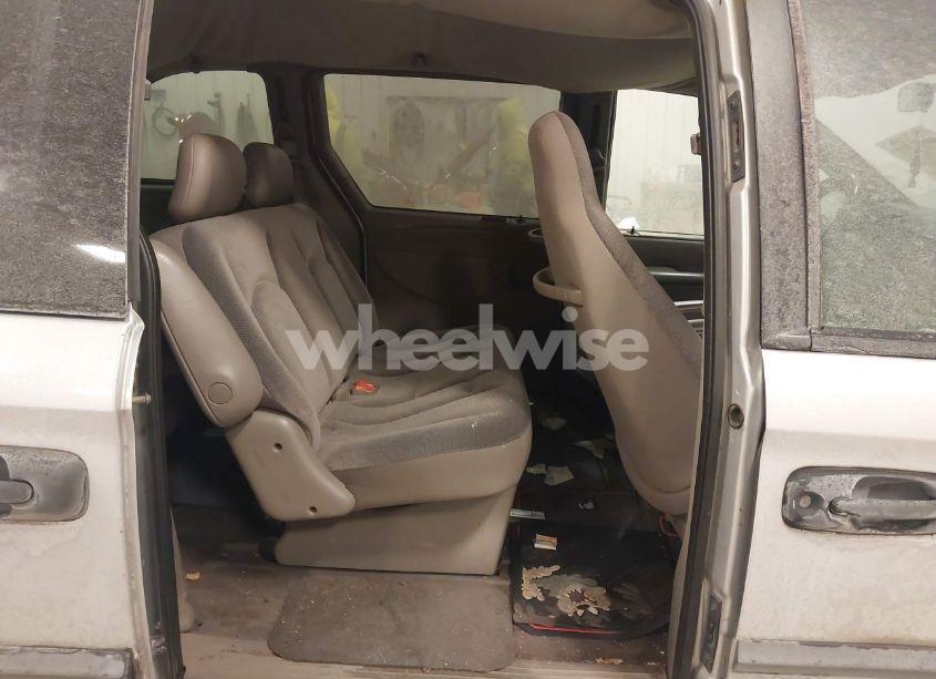 Photo 8 of 2003 Dodge Caravan SE (VIN 1D4GP25333B169370)