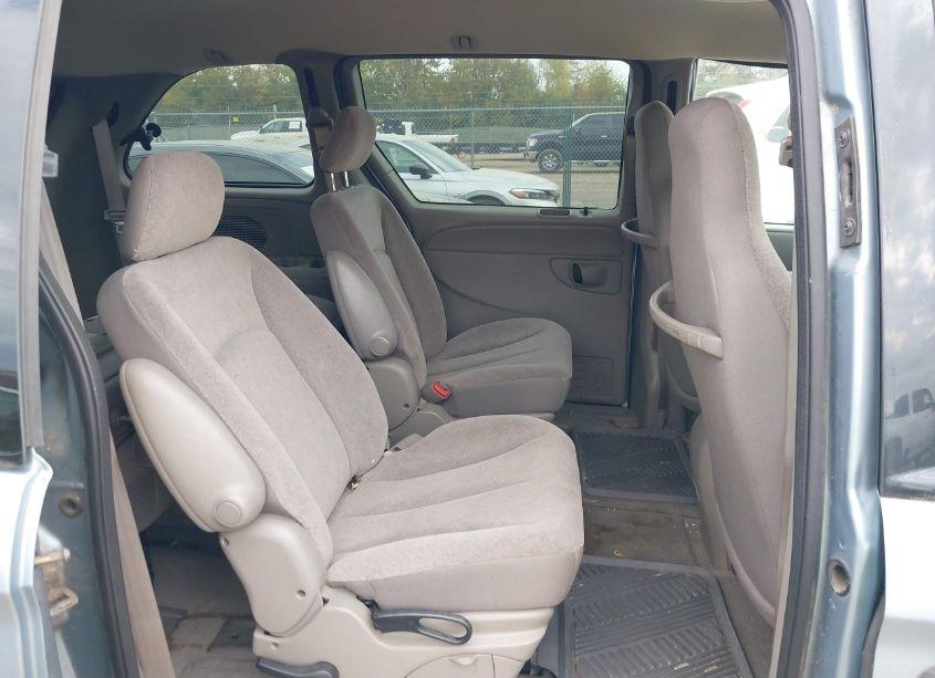 Photo 8 of 2003 Dodge Caravan SE (VIN 1D4GP25383B192904)