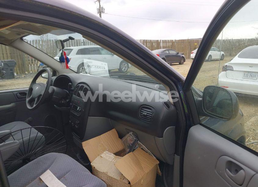 Photo 5 of 2006 Dodge Caravan SE (VIN 1D4GP25B26B529398)