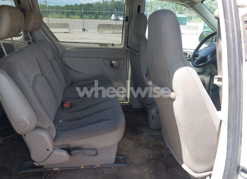 Photo 8 of 2005 Dodge Caravan SE (VIN 1D4GP25B45B103520)
