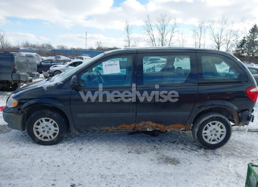 Photo 14 of 2005 Dodge Caravan SE (VIN 1D4GP25B55B346561)