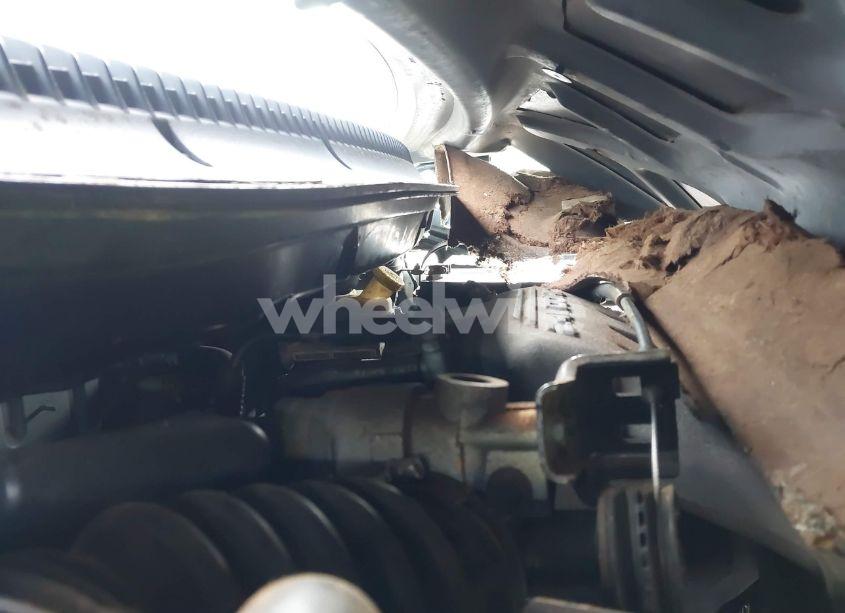 Photo 10 of 2005 Dodge Caravan SE (VIN 1D4GP25B75B221125)