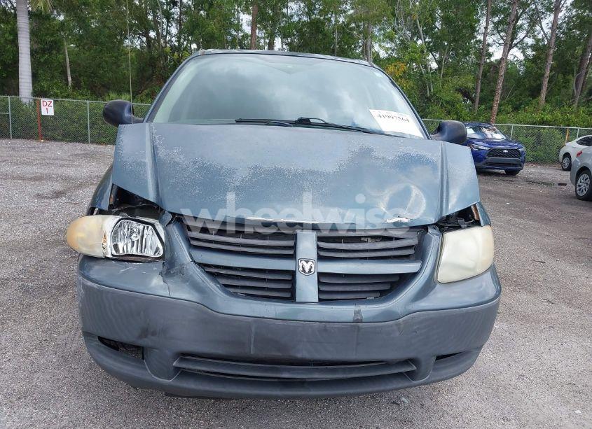 Photo 13 of 2005 Dodge Caravan SE (VIN 1D4GP25B75B221125)