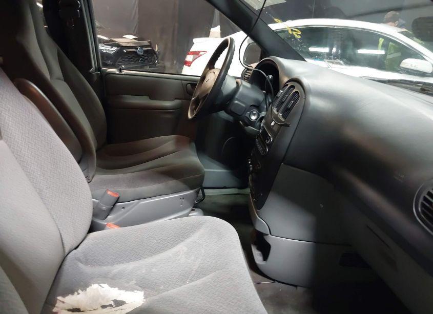 Photo 5 of 2005 Dodge Caravan SE (VIN 1D4GP25BX5B135114)