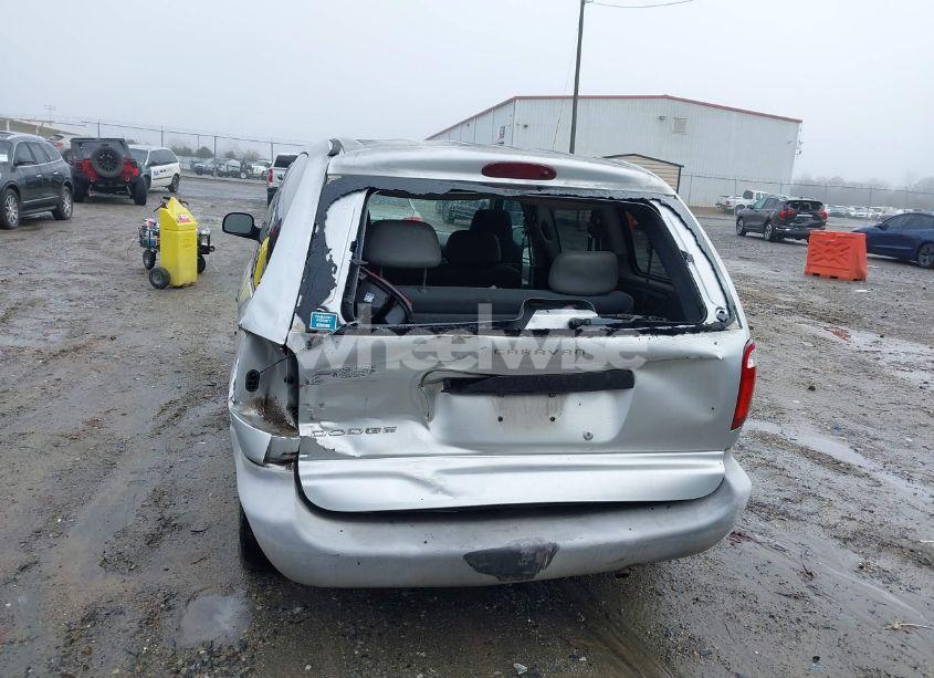 Photo 6 of 2005 Dodge Caravan SE (VIN 1D4GP25E25B237369)