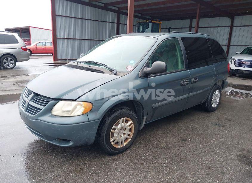 Photo 2 of 2005 Dodge Caravan SE (VIN 1D4GP25R15B289630)