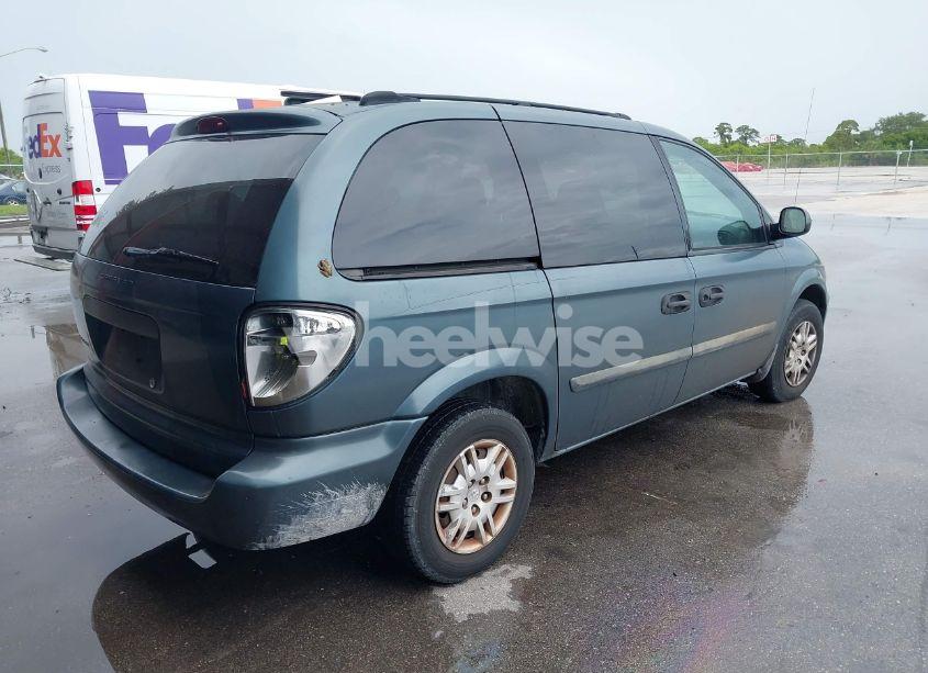 Photo 4 of 2005 Dodge Caravan SE (VIN 1D4GP25R15B289630)