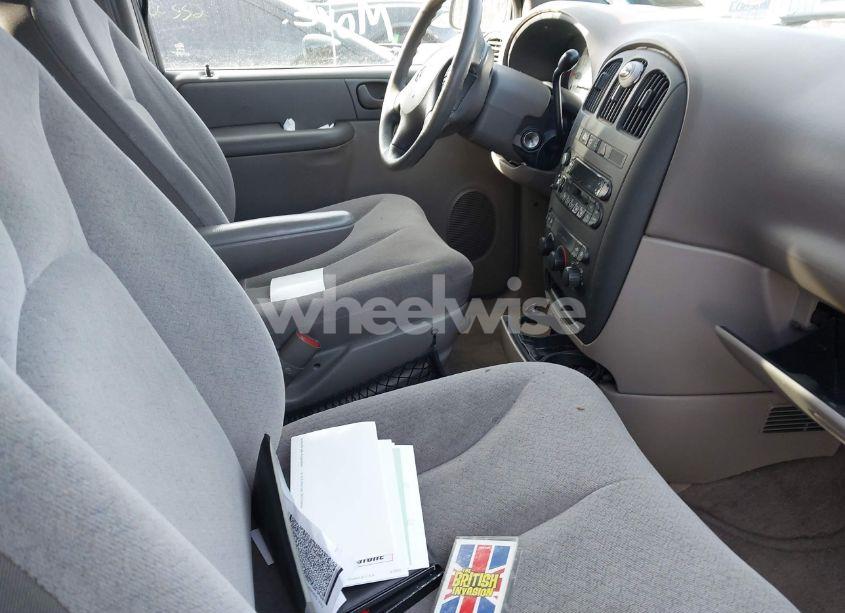 Photo 5 of 2003 Dodge Caravan SE (VIN 1D4GP25R23B263079)