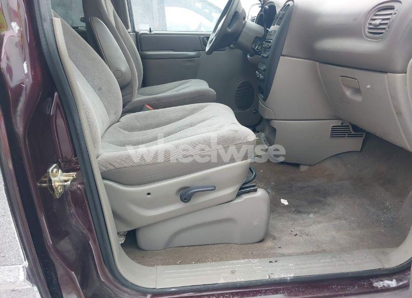 Photo 5 of 2003 Dodge Caravan SE (VIN 1D4GP25R63B321839)