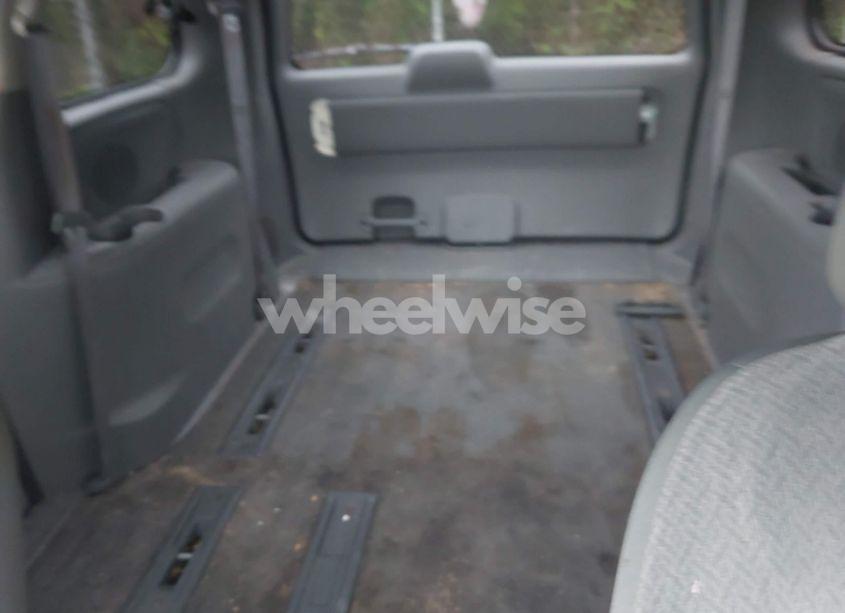 Photo 12 of 2006 Dodge Caravan SE (VIN 1D4GP25R66B642638)