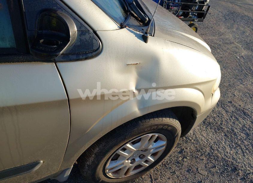 Photo 12 of 2005 Dodge Caravan SE (VIN 1D4GP25R75B329791)