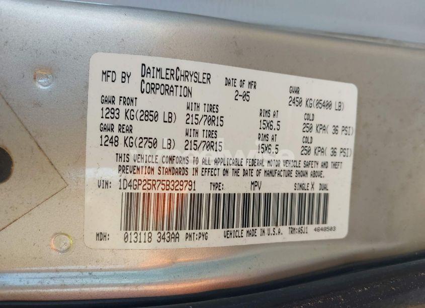 Photo 9 of 2005 Dodge Caravan SE (VIN 1D4GP25R75B329791)