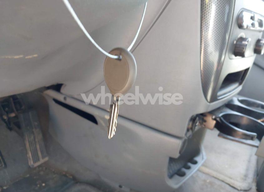 Photo 11 of 2006 Dodge Caravan SXT (VIN 1D4GP45R06B500233)