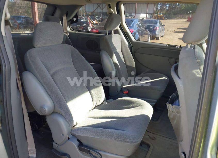 Photo 8 of 2006 Dodge Caravan SXT (VIN 1D4GP45R06B500233)