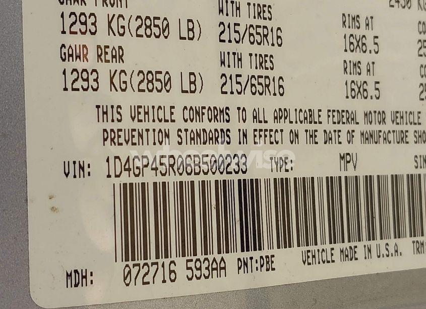 Photo 9 of 2006 Dodge Caravan SXT (VIN 1D4GP45R06B500233)