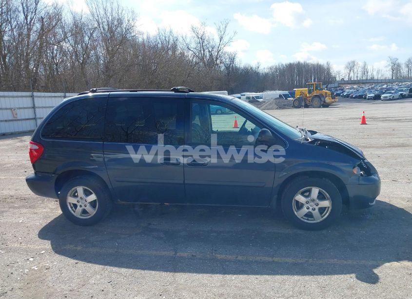 Photo 13 of 2007 Dodge Caravan SXT (VIN 1D4GP45R07B161443)