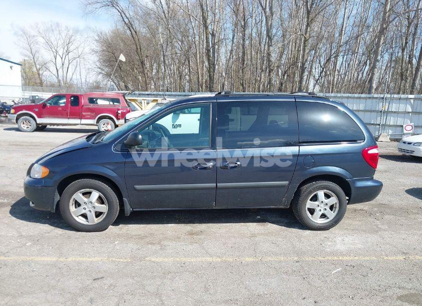 Photo 14 of 2007 Dodge Caravan SXT (VIN 1D4GP45R07B161443)