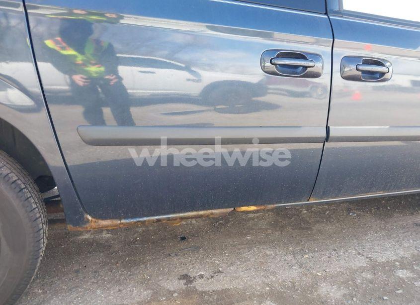 Photo 18 of 2007 Dodge Caravan SXT (VIN 1D4GP45R07B161443)