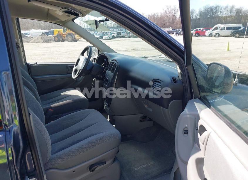 Photo 5 of 2007 Dodge Caravan SXT (VIN 1D4GP45R07B161443)