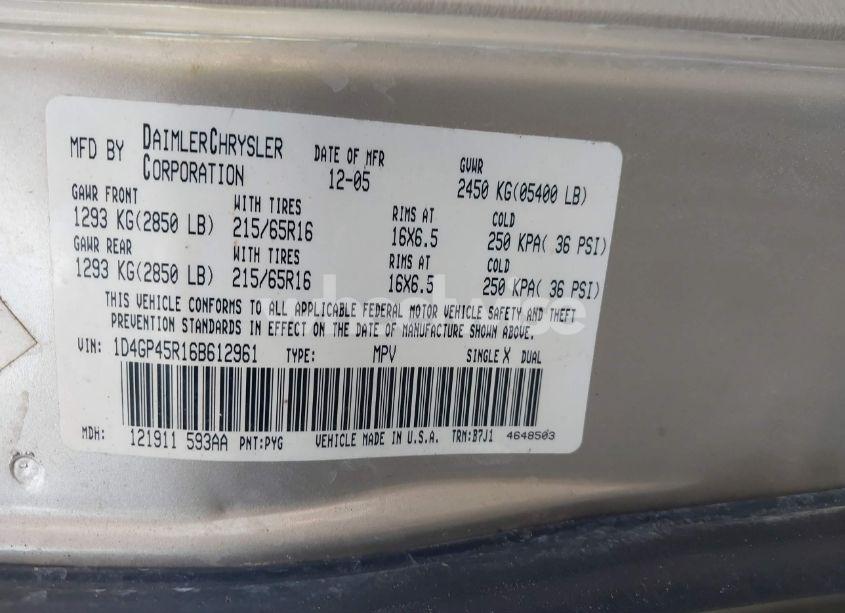 Photo 9 of 2006 Dodge Caravan SXT (VIN 1D4GP45R16B612961)